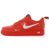 Nike Air Force 1 07 LV8 Utility красные